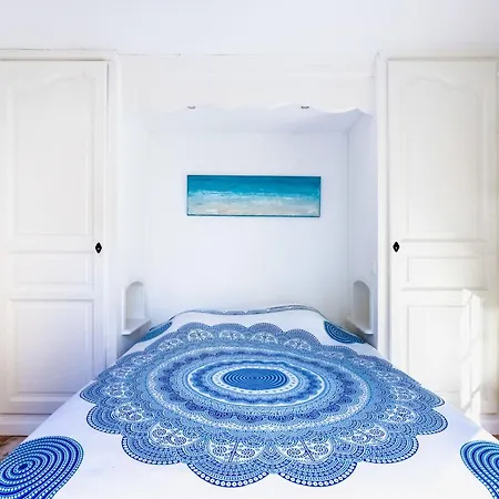 Les Mimosas By Interhome Vila