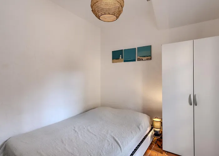 Les Mimosas By Interhome