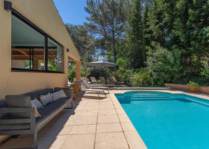 Les Mimosas By Interhome Gassin